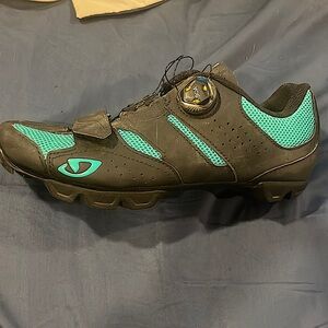 Giro Cycling Shoe